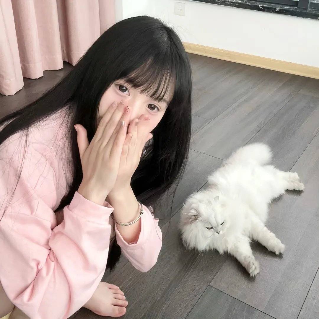 赤裸的美奈子